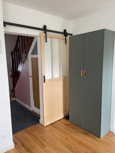 Entrée APRÈS